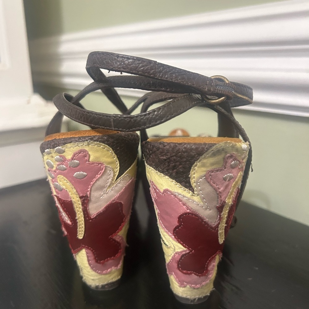 2/$28 Sam Edelman Boho Cork Embroidered Flower Wedge Boho Size 7.5 - Picture 5 of 5